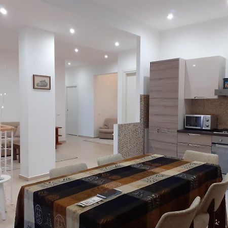 شقة Casa Galante Ostia Centro المظهر الخارجي الصورة