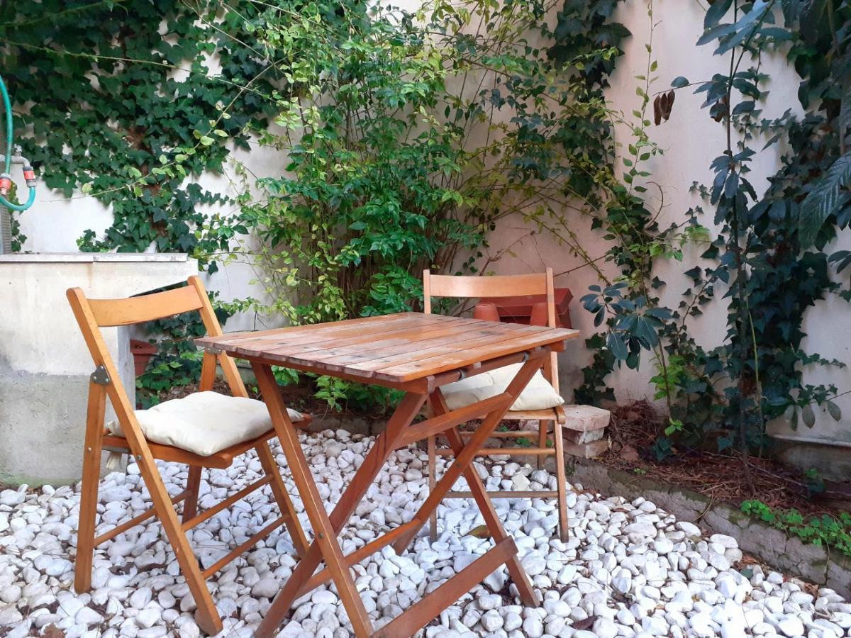 شقة Casa Galante Ostia Centro المظهر الخارجي الصورة